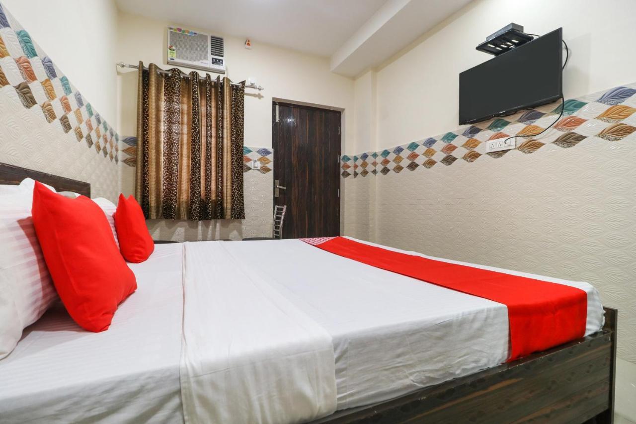 Oyo 49095 Hotel K Fort Abadpura Экстерьер фото